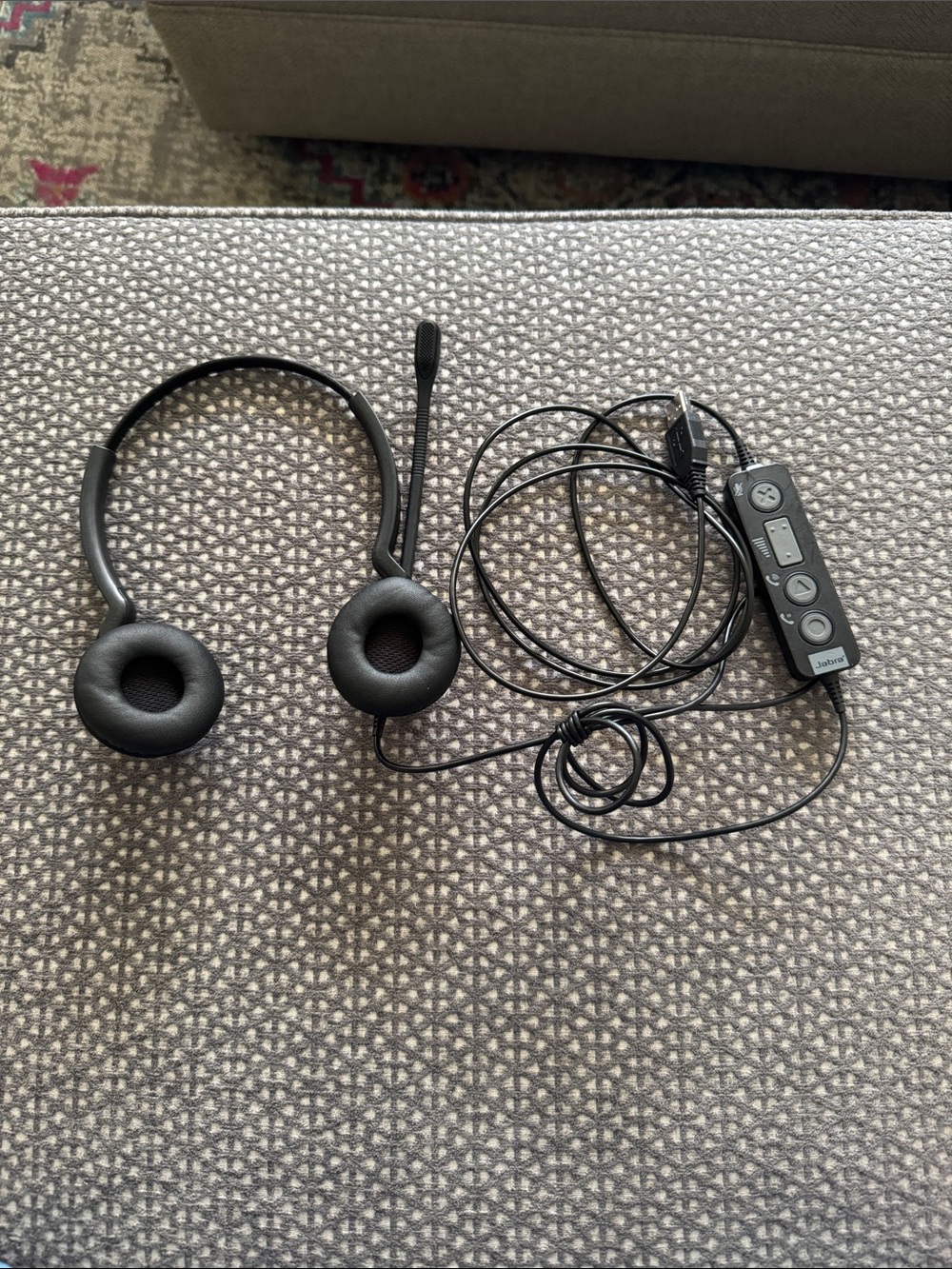 Wired Black Headset with Inline Controls - Jabra